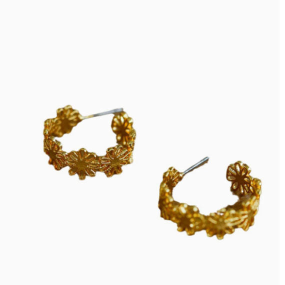 Metal Retro Fashion All-Match Lace Hollow Earrings