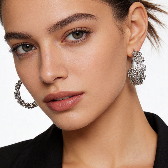 Metal Retro Fashion All-Match Lace Hollow Earrings