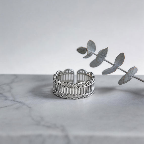 Simple Lace Hollow Diamond Ring For Women